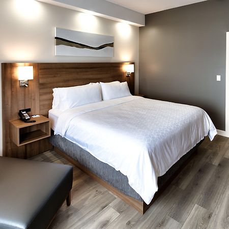 Holiday Inn Express & Suites - Trois Rivieres Ouest By Ihg Bagian luar foto