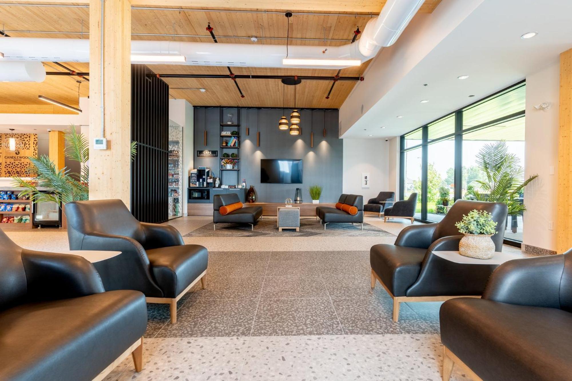 Holiday Inn Express & Suites - Trois Rivieres Ouest By Ihg Bagian luar foto